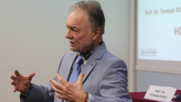 Prof. Dr. Teoman Duralı kimdir? Prof. Dr. Teoman Duran Neden Öldü?